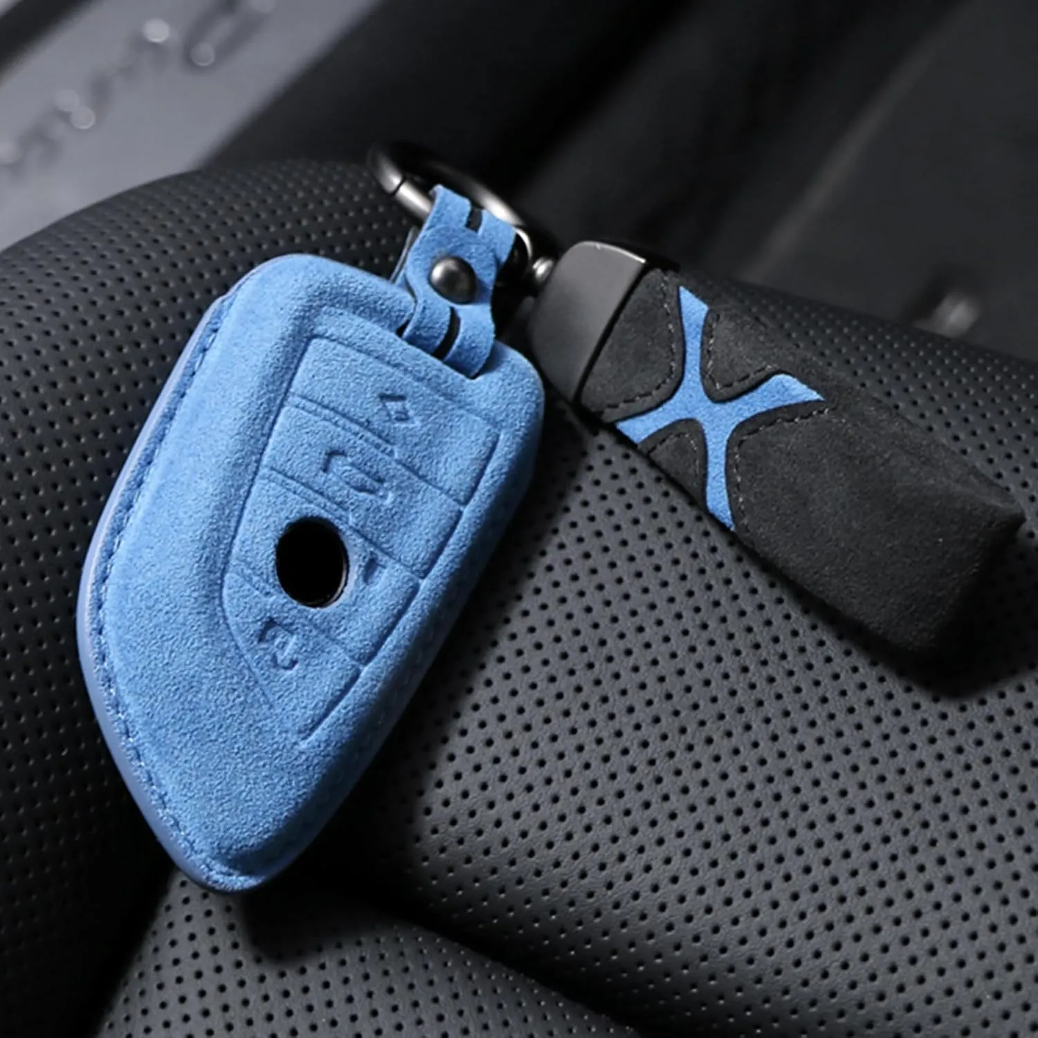 BETTERHUMZ Leather Suede Car Keychain,Key Chain Clip for Alcantara, Anti-Lost D-Ring for Men and Women Car Accessories