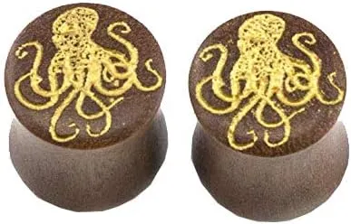 BodyJewelryOnline Pair of Ear Plug with Octopus Design Made of Wood