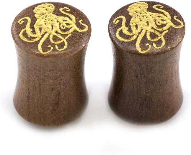 BodyJewelryOnline Pair of Ear Plug with Octopus Design Made of Wood