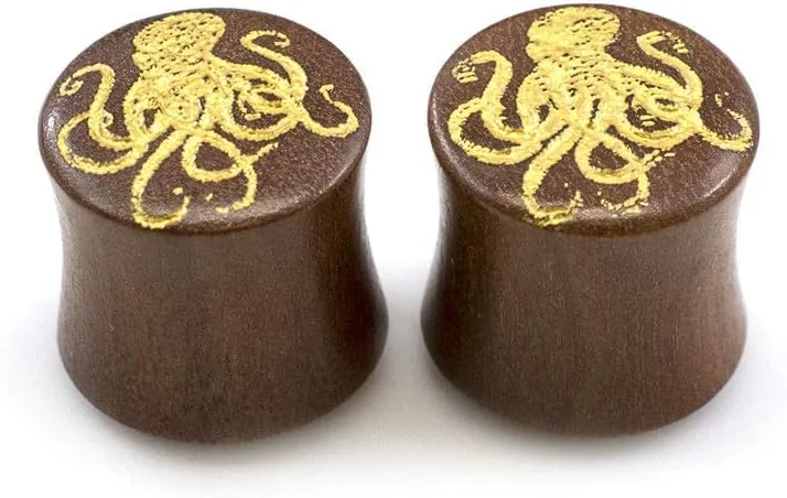 BodyJewelryOnline Pair of Ear Plug with Octopus Design Made of Wood