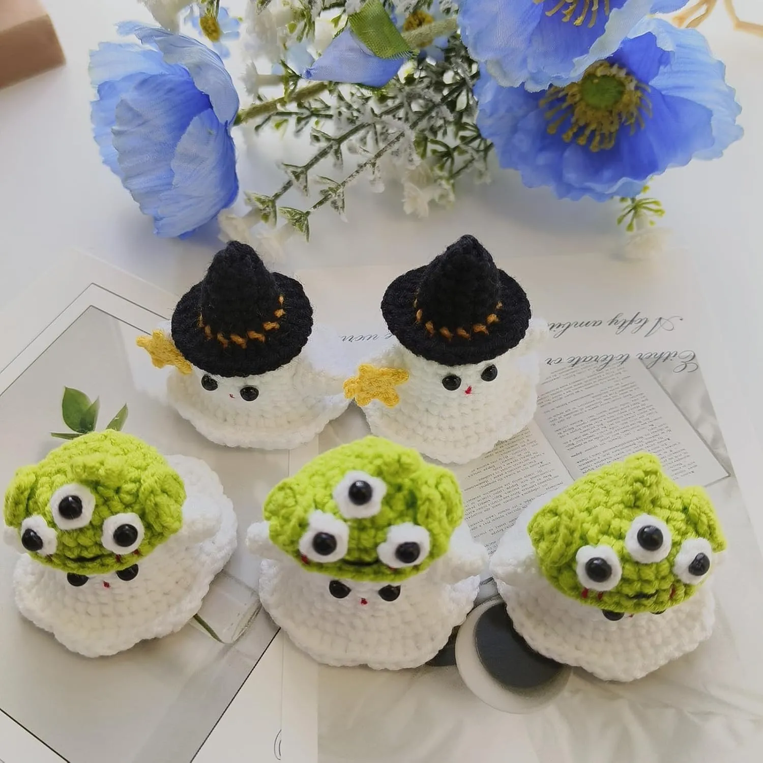 Crochet Keychain, Knitted Keychains for Women, Cute Kawaii keychain Charms Backpack Handmade Gift