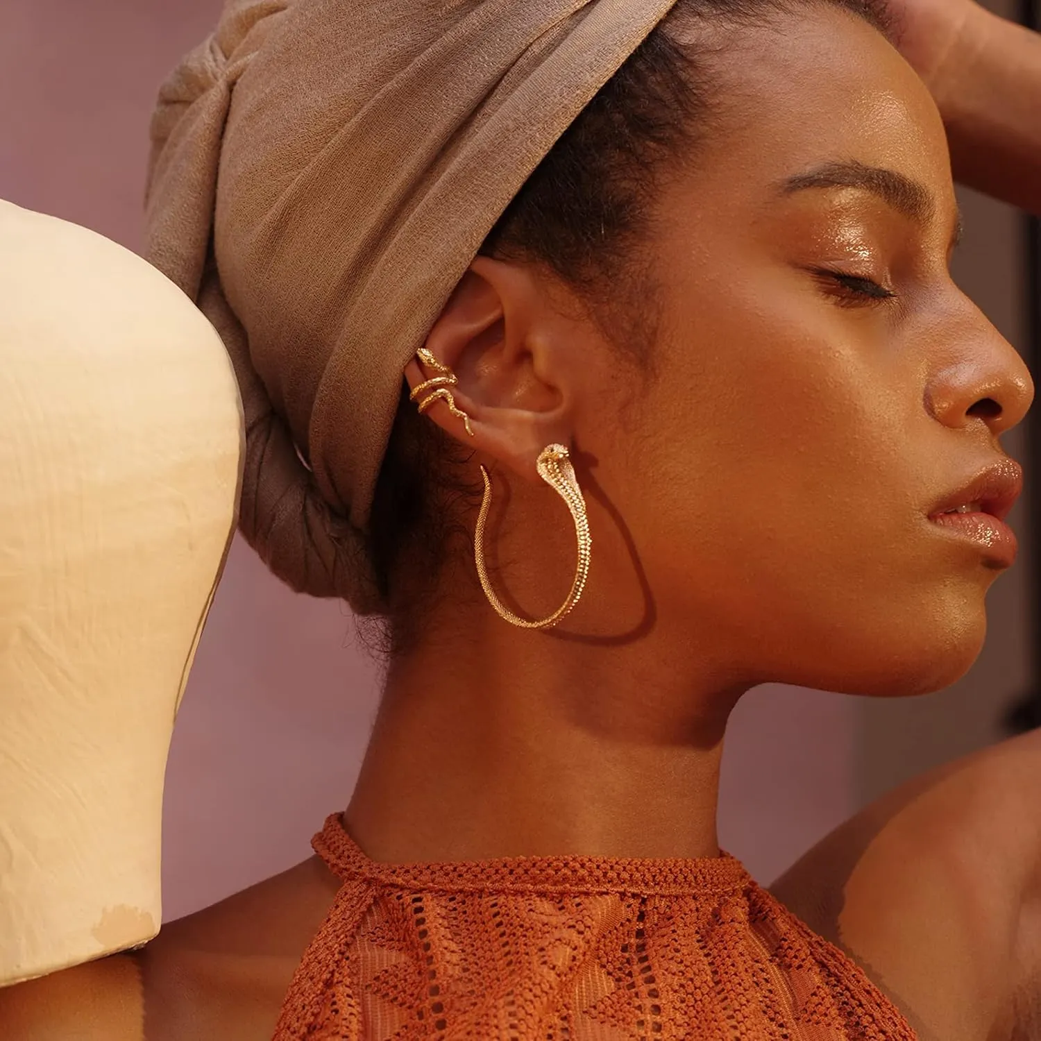 FETTERO Gold Earrings for Women Snake Earrings 14K Gold Plated Boho Dainty Earrings Simple Delicate Handmade Stud Earrings Snake Shape Open C Hoops Hypoallergenic Earrings Gold Jewelry Gift