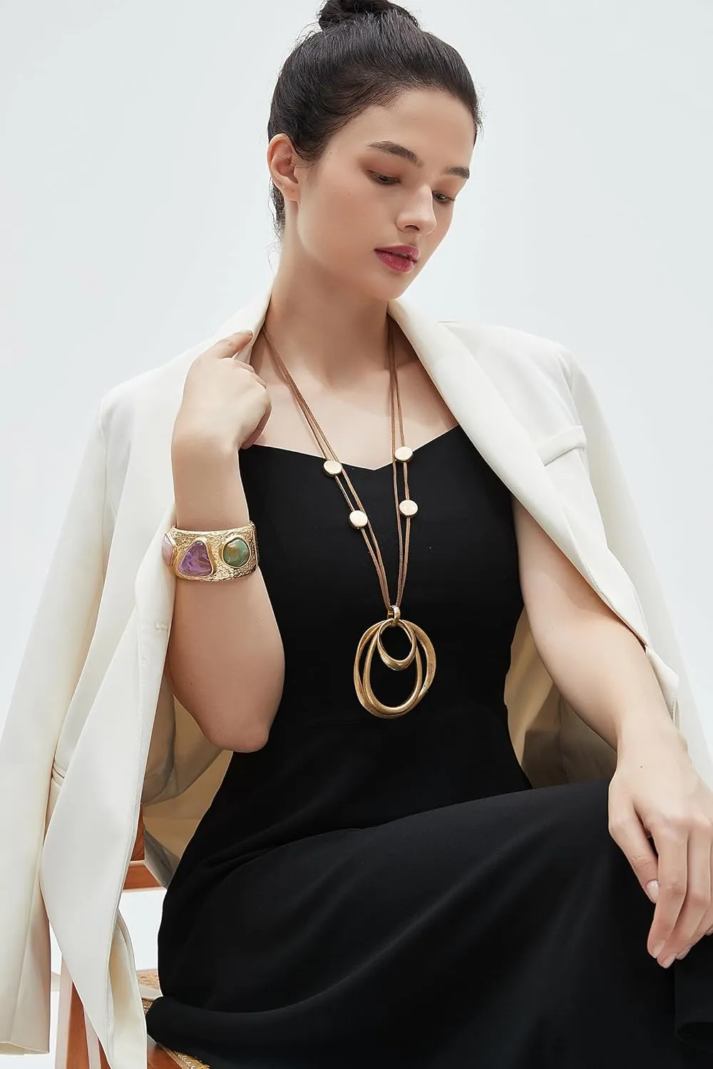 GelConnie Leather Necklace for Women Large Pendant Long Brown Necklace Circle Leather Choker Vintage Sweater Necklace Gold Chunky Boho Necklaces for Women