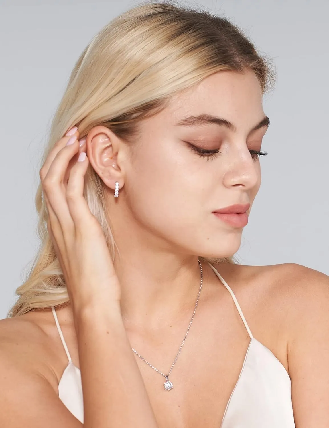 IMOLOVE Huggie Ear Cuffs - Moissanite Stud Earrings, Hypoallergenic Sterling Silver with 18K White Gold Plating