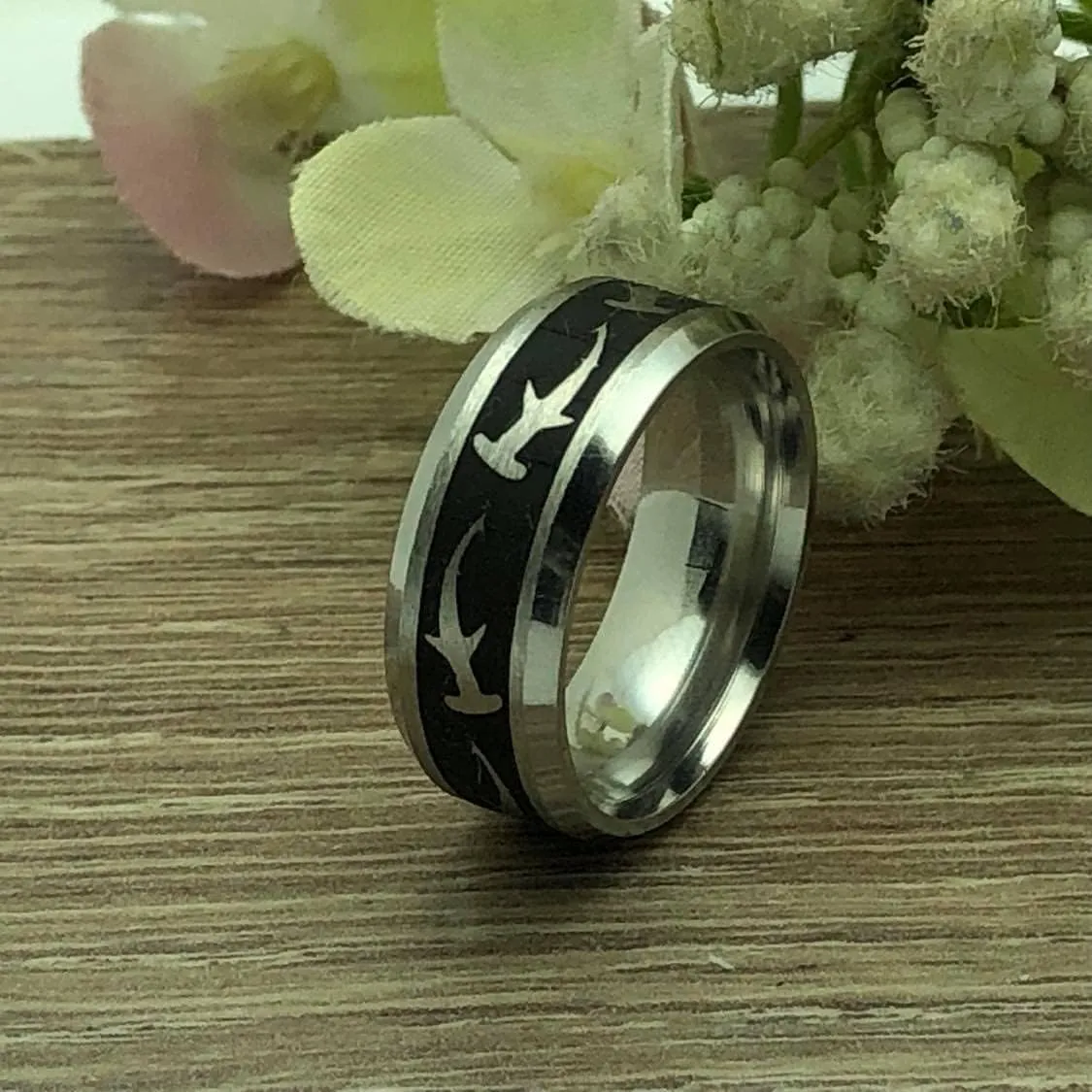 Kriskate & Co. 8mm Hammerhead Shark Wedding Band Ring For Men and Women, Stainless Steel Ring with Engraved Hammerhead Shark Anniversary Ring SSR905