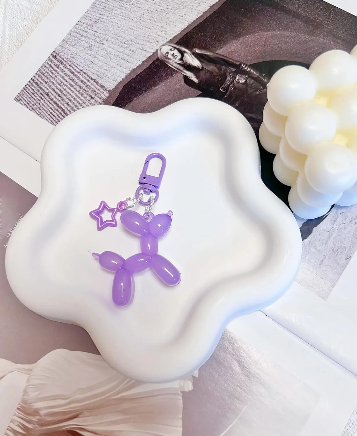 LAEKOU Star Balloon Dog Keychain for Women, Cute Y2K Key Chain Accessories, Aesthetic Charms for Bag Backpack