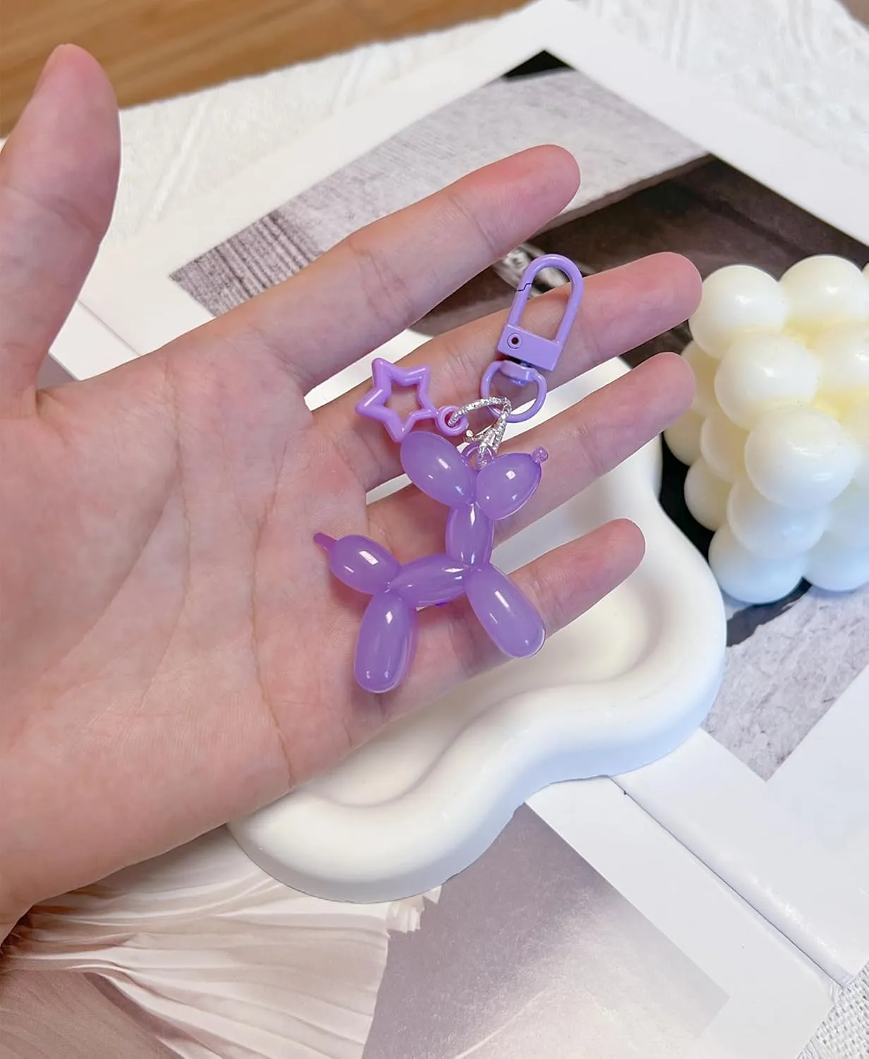 LAEKOU Star Balloon Dog Keychain for Women, Cute Y2K Key Chain Accessories, Aesthetic Charms for Bag Backpack