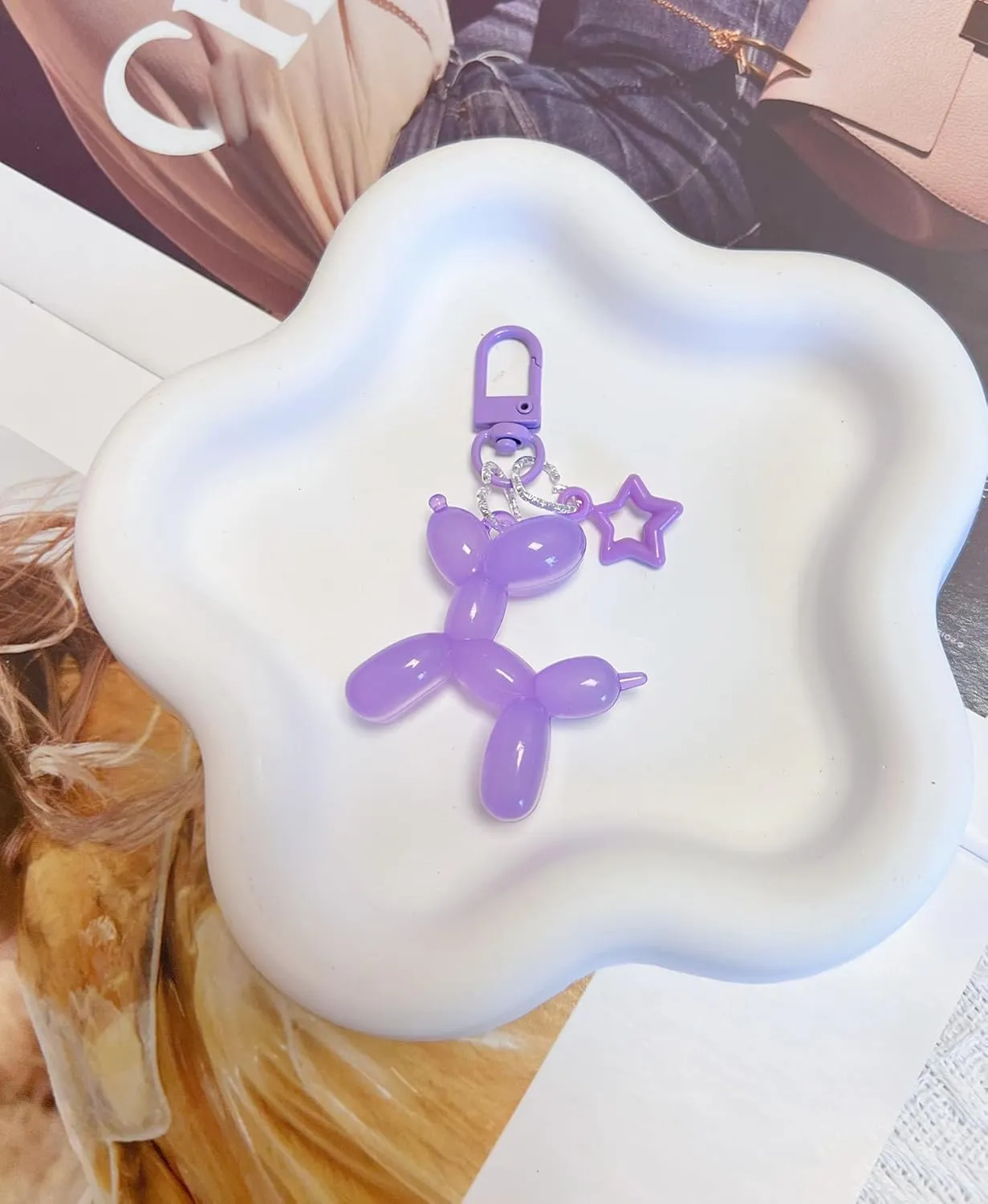 LAEKOU Star Balloon Dog Keychain for Women, Cute Y2K Key Chain Accessories, Aesthetic Charms for Bag Backpack
