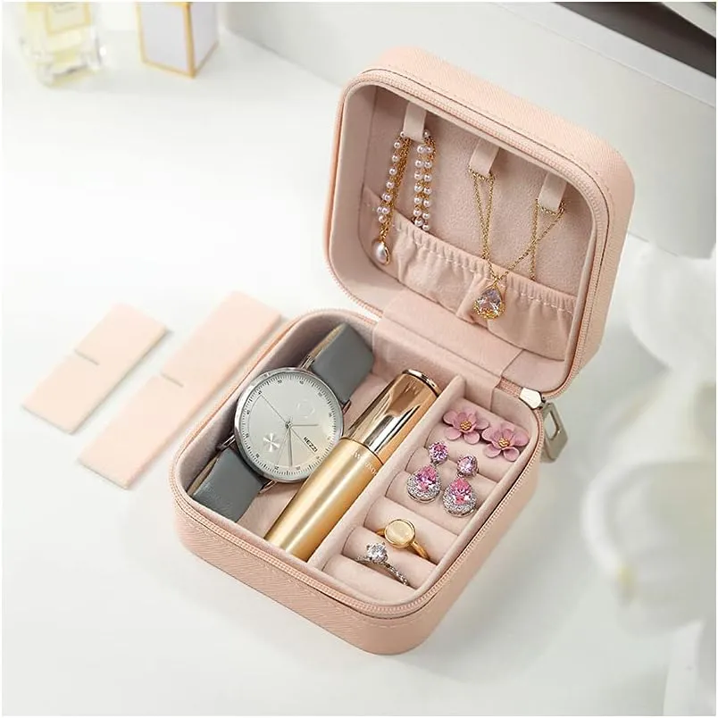 Mini Jewelry Travel Case,Small Jewelry Organizer, Portable Jewelry Box Travel Mini Storage Organizer Portable Display Storage Box For Rings Earrings Necklaces (Pink)