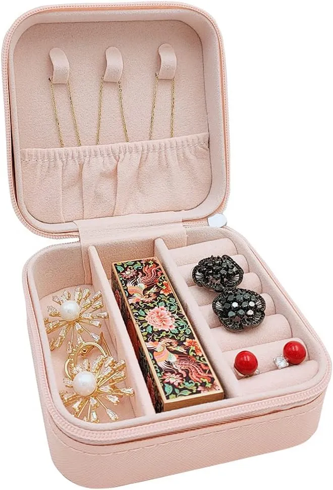 Mini Jewelry Travel Case,Small Jewelry Organizer, Portable Jewelry Box Travel Mini Storage Organizer Portable Display Storage Box For Rings Earrings Necklaces (Pink)