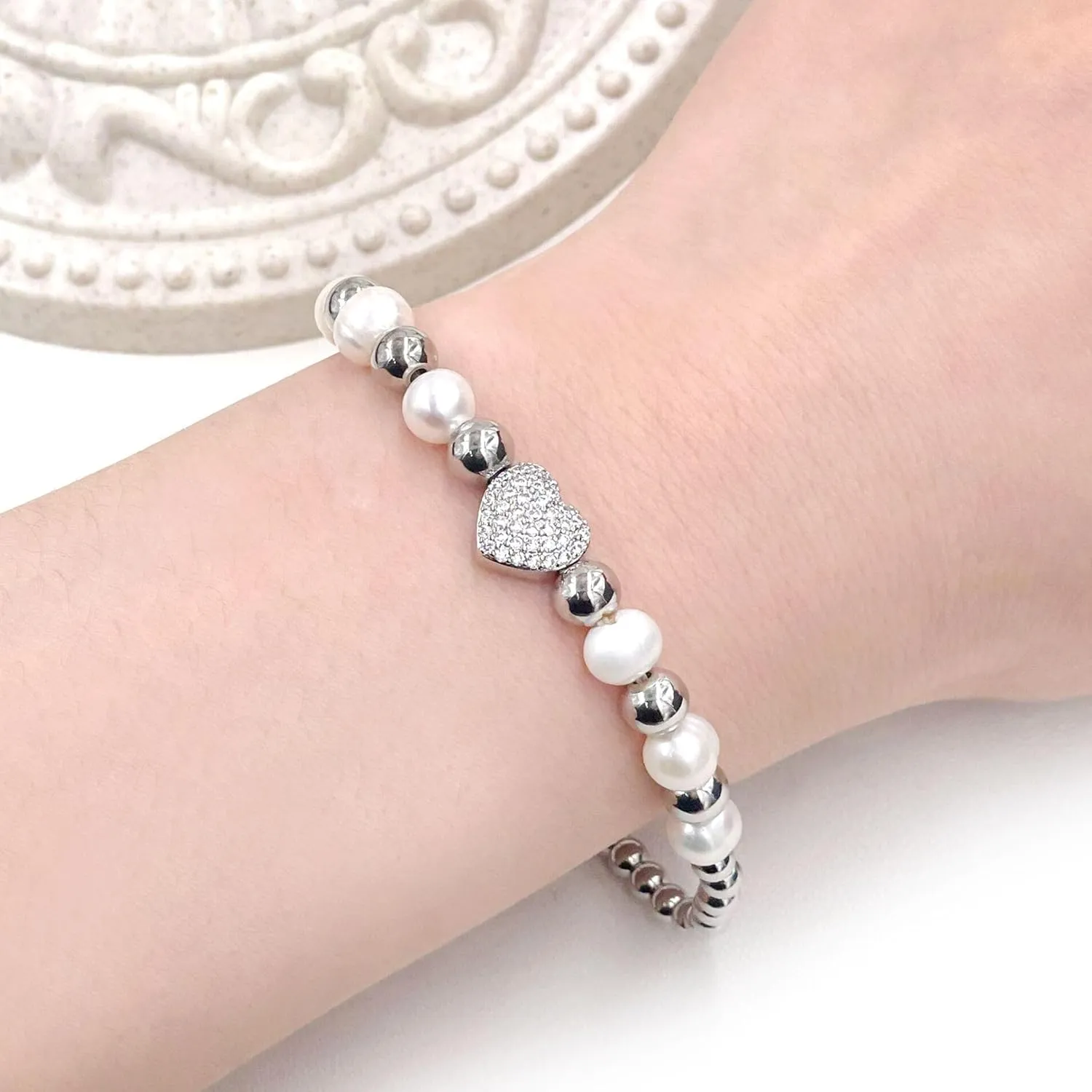 Natural Pearl and Brass Balls Beaded Bracelet Decorated with Cubic Zirconia Heart Special Festivals Gift for Women YA4767