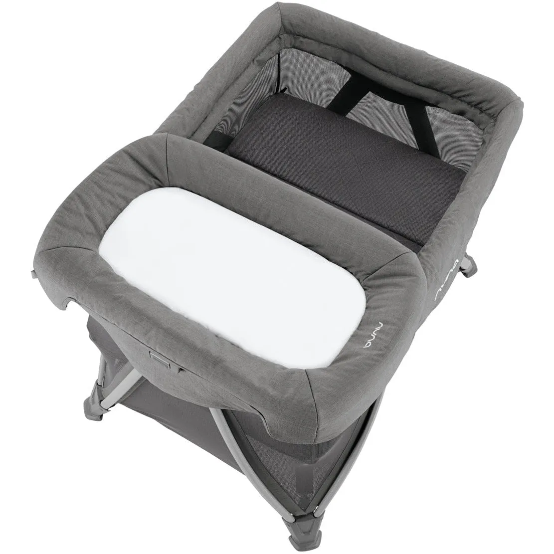 Nuna SENA Aire Playard with Zip-Off Bassinet   Changer