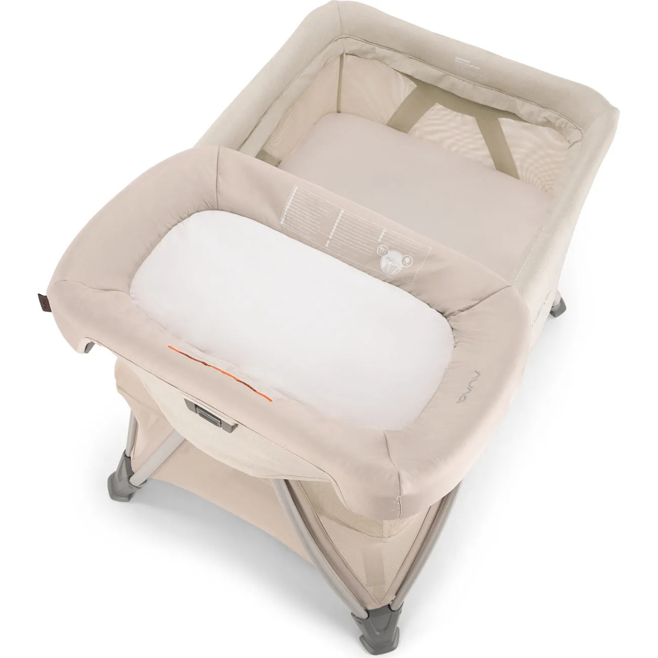 Nuna SENA Aire Playard with Zip-Off Bassinet   Changer