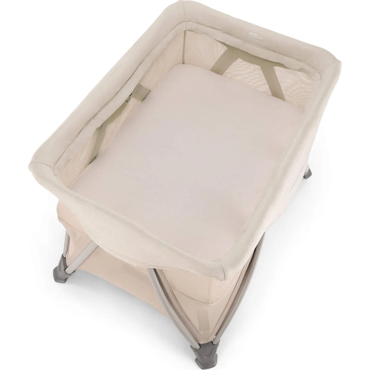 Nuna SENA Aire Playard with Zip-Off Bassinet   Changer