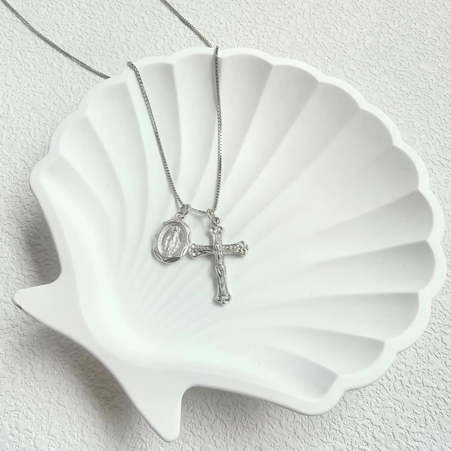 Rnivida 925 Sterling Silver Crucifix Cross and Miraculous Medal Pendant Necklace for Women