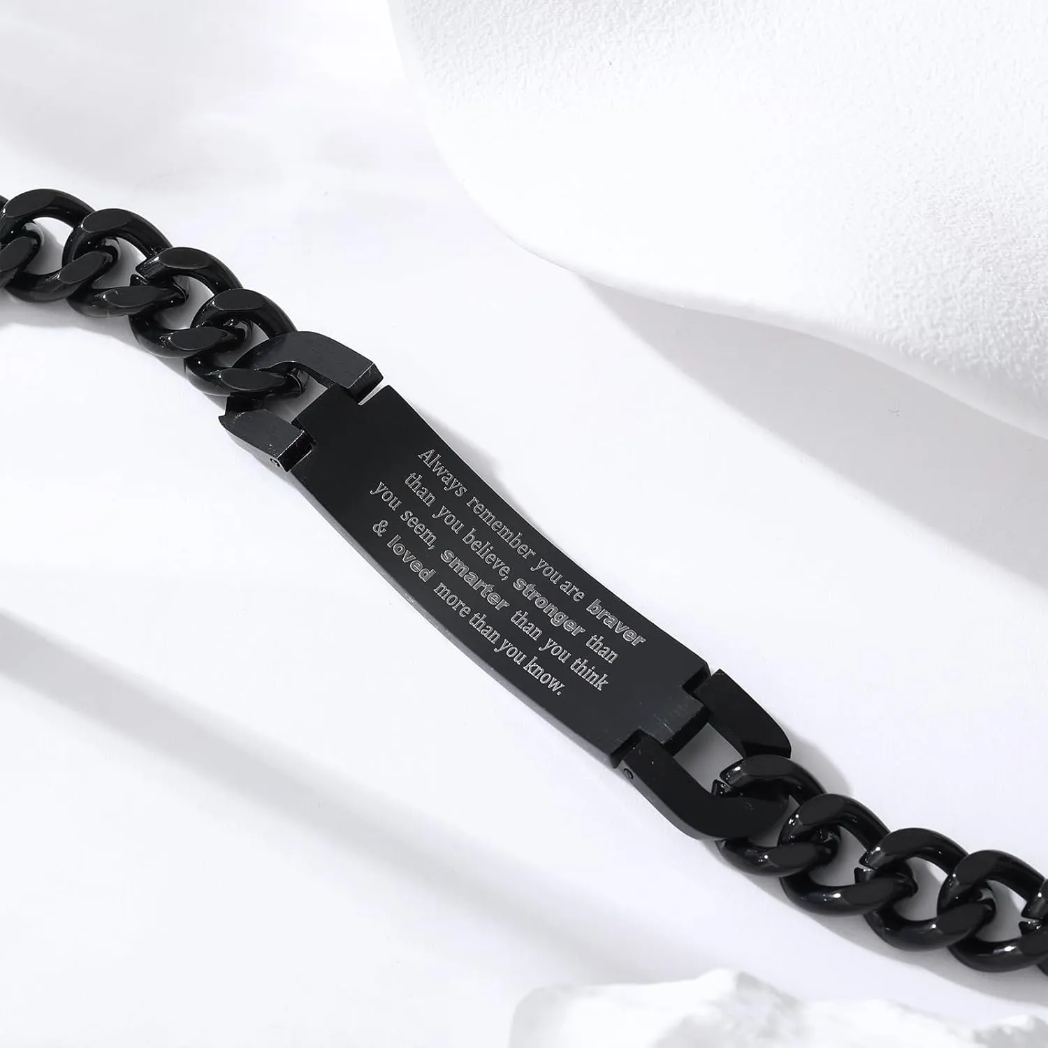 Saintda American Flag Dog Tag Cross Bracelet for Men - 13.5 Inch Black Cuban Chain with Bible Verse, Adjustable Length Religious Mens Jewelry for Faith