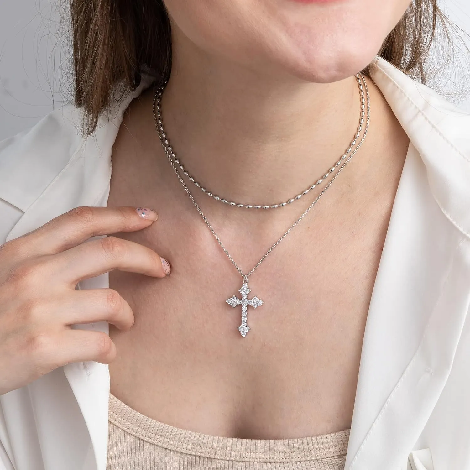 Silver/Gold Cross Jewelry - Women's Cross Necklace for Christmas & Birthday Gifts