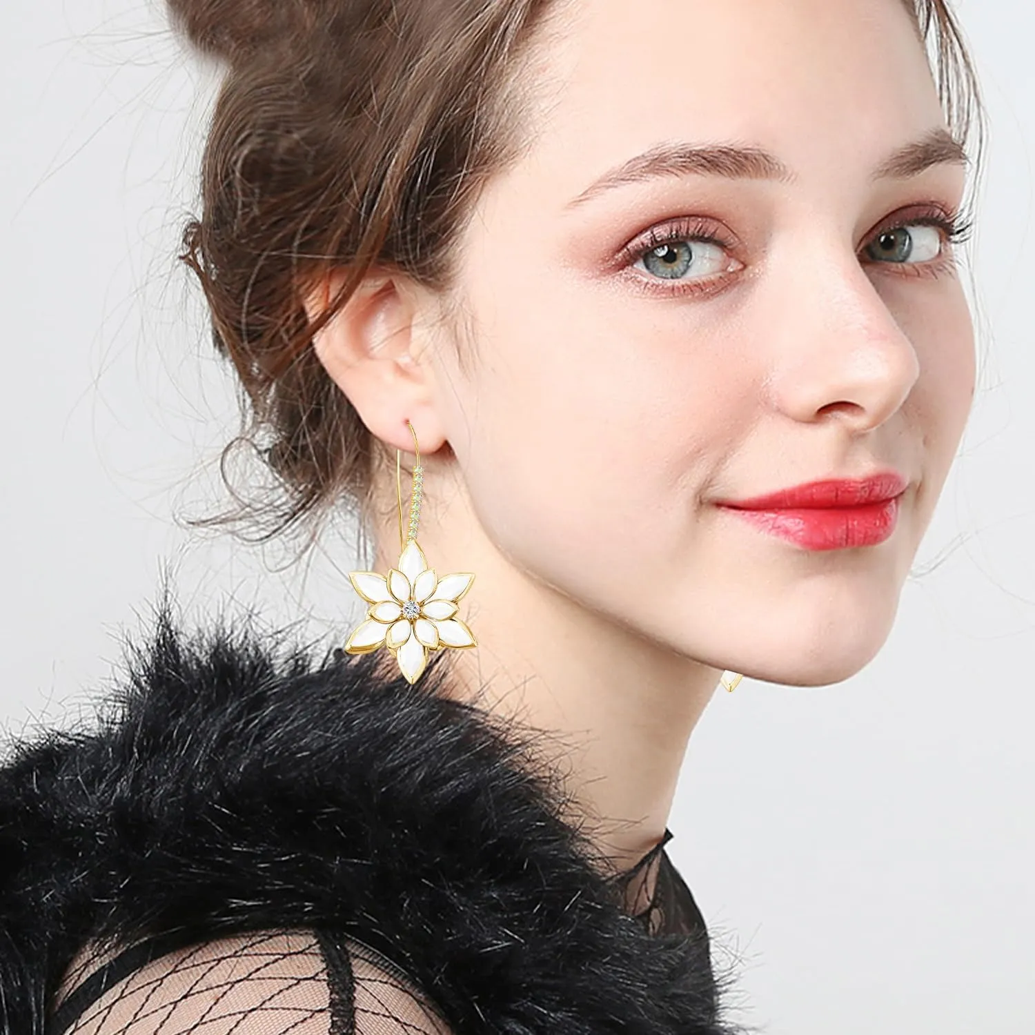 Sparkly Crystal Flower Dangle Drop Earrings 14K Gold Rhinestone Snowflake Leverback Hoop Earrings For Women