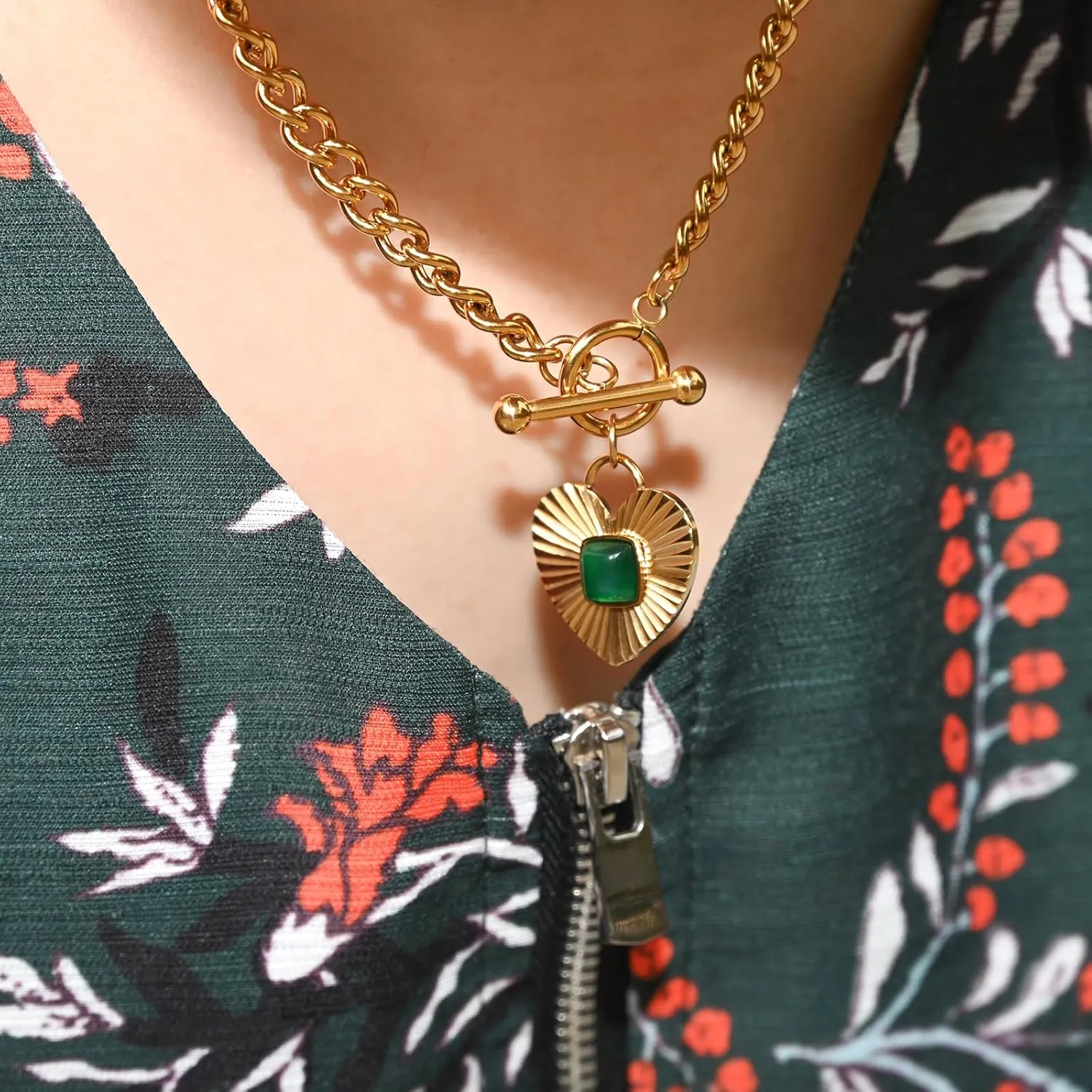 Sun Heart Necklace for Women 18K Gold Plated Heart Pendent Necklace Chunky Chain Choker Necklace Hip Hop Charm Necklace Unisex Necklace
