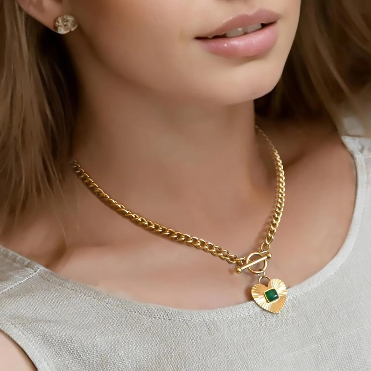 Sun Heart Necklace for Women 18K Gold Plated Heart Pendent Necklace Chunky Chain Choker Necklace Hip Hop Charm Necklace Unisex Necklace