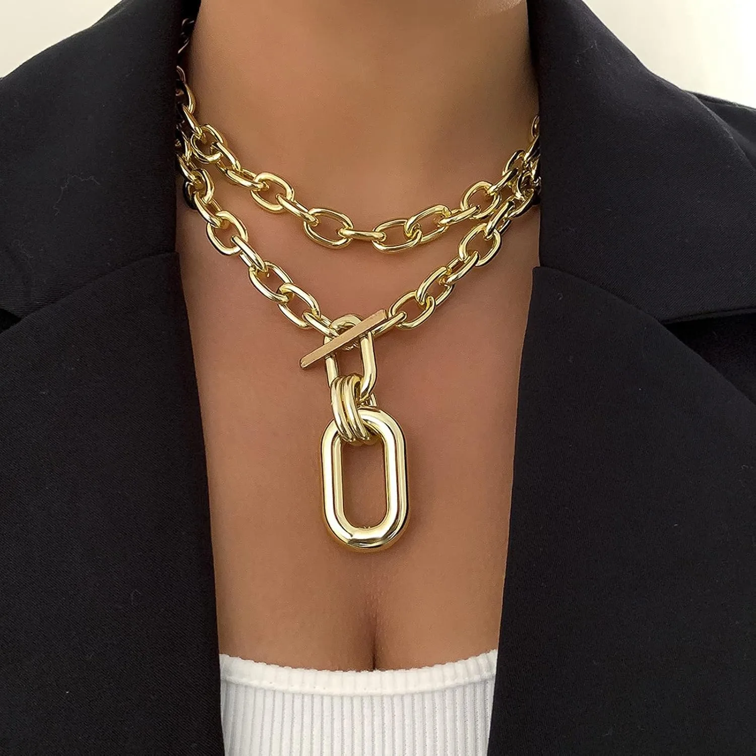 tenghong2021 Layered Chunky Chain Choker Toggle Clasp Necklace Punk Rectangle Oval Pendant Carabiner Necklace for Women