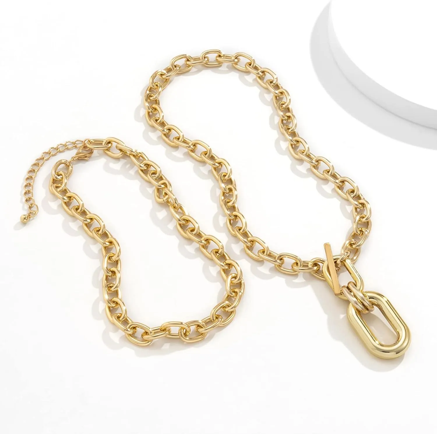 tenghong2021 Layered Chunky Chain Choker Toggle Clasp Necklace Punk Rectangle Oval Pendant Carabiner Necklace for Women