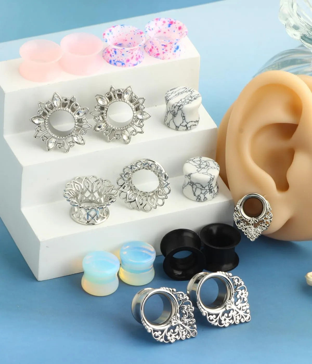 TIANCI FBYJS 8 Pairs Stainless steel Ear Tunnels Earrings Silicone Gauges Plugs For Ear Brass Hollow Plugs and Tunnels Glass Piercings Stretcher Kit 2g 00g 5/8