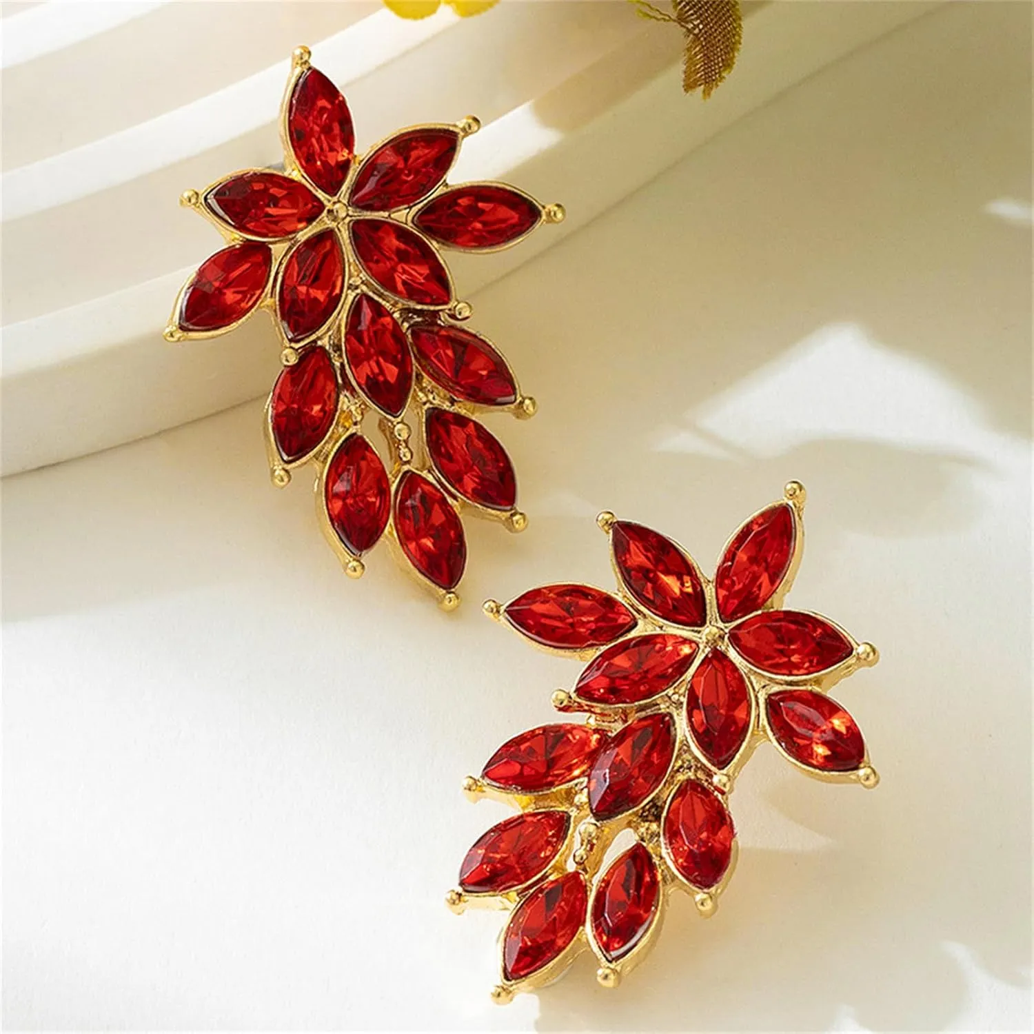 Vintage Glitter Rhinestone Earrings,Colourful Crystal Statement Earrings Fashion Boho Flower Leaf-shaped Stud Wedding Prom Jewerly 2025